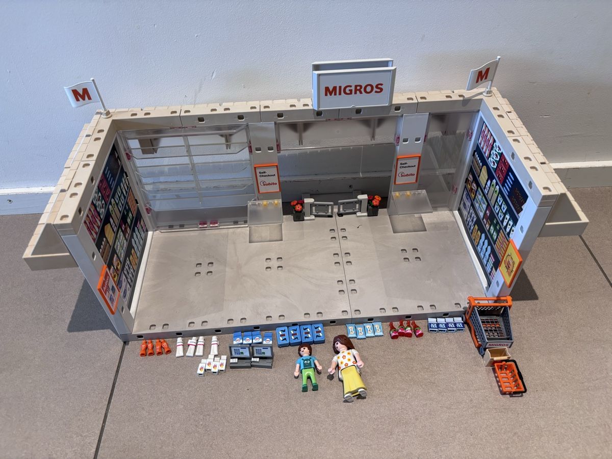 Playmobil Giocattoli: Playmobil Migros – Usato da Menzingen venduto da gispat 4