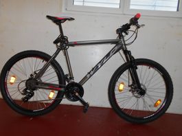 Velo-Mountainbike