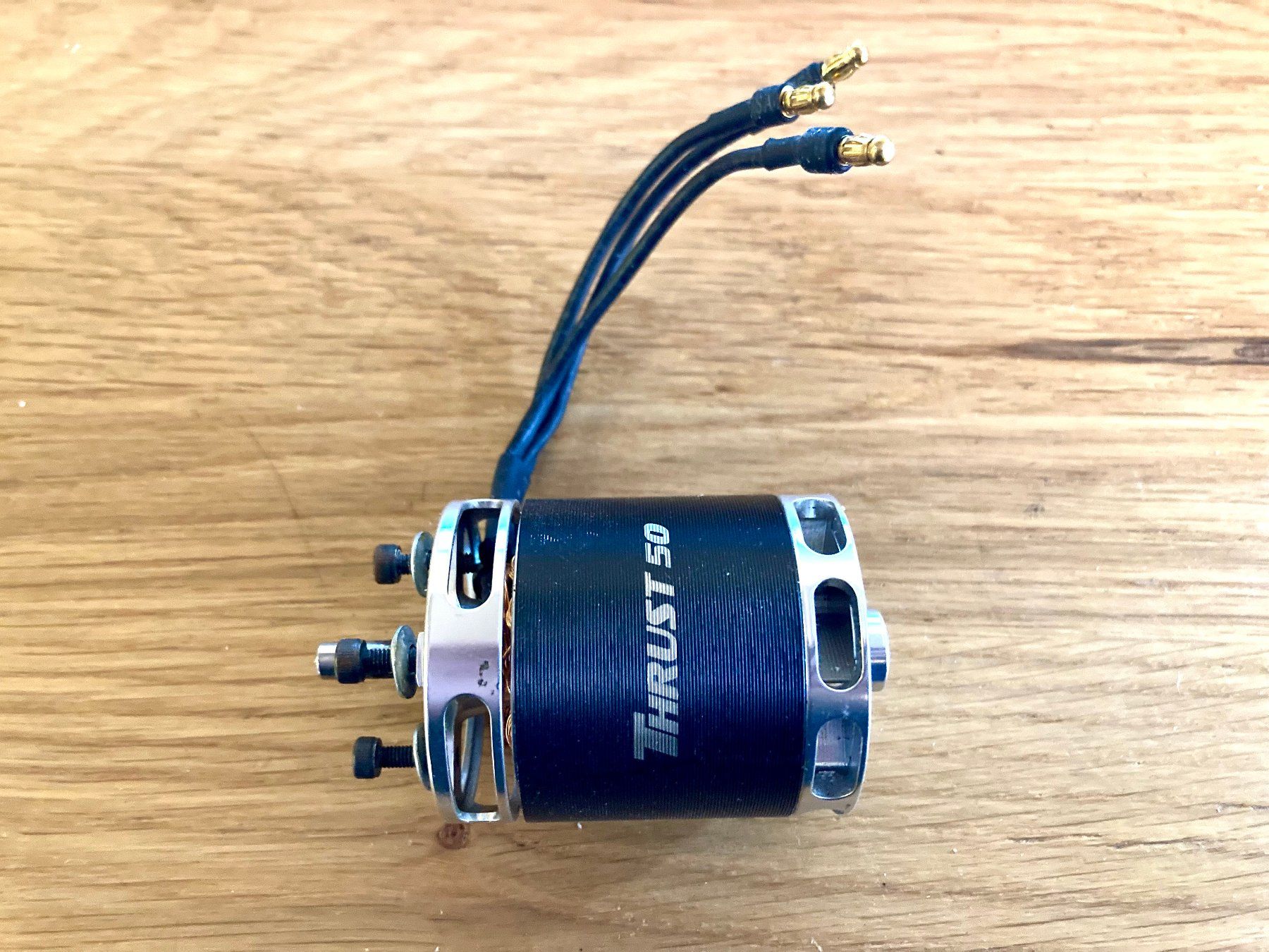 Modellismo RC: Moteur brushless Trust 50 – Usato da Trélex venduto da Arnaudyak