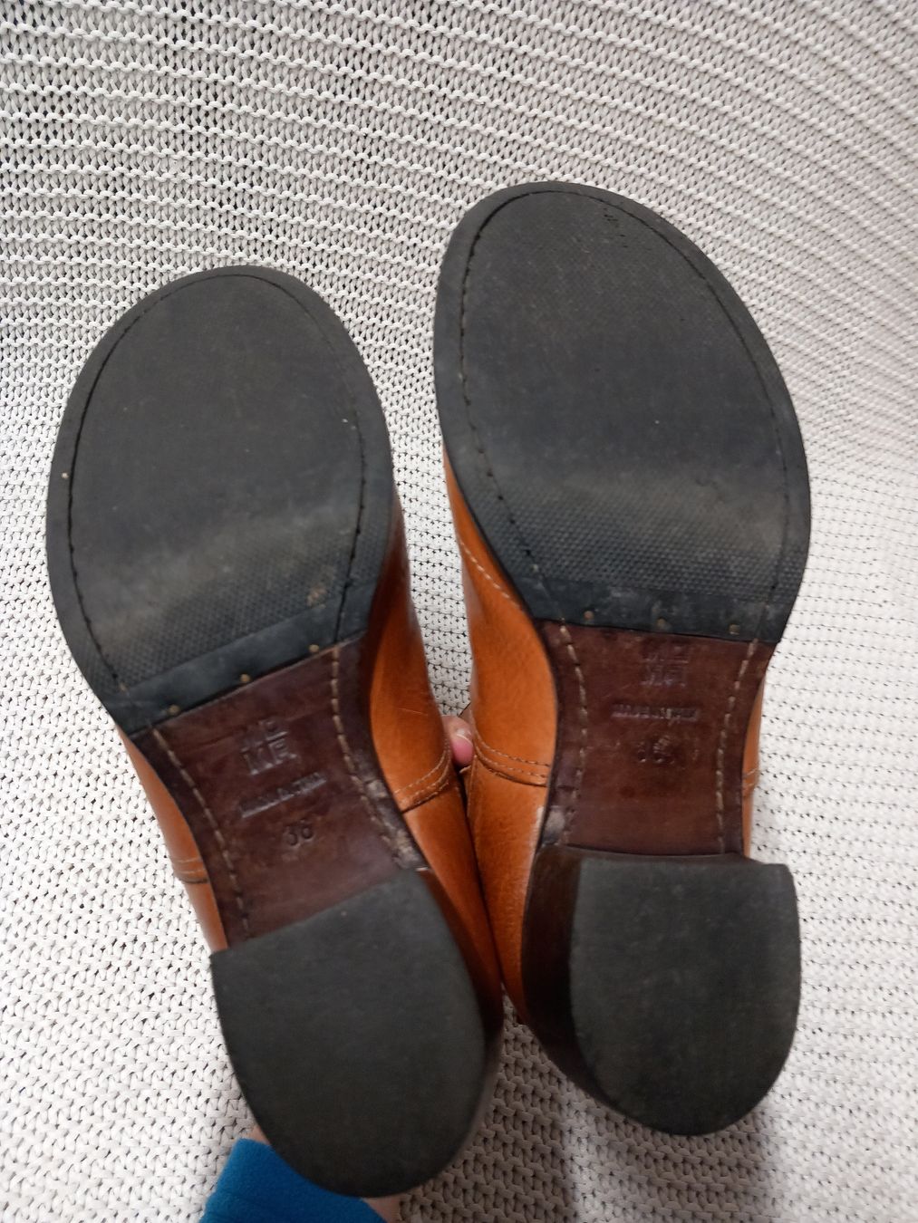 Moma Scarpe da donna: MOMA Lederstiefeletten Gr.36 – Usato da Merligen venduto da muss_haben 4