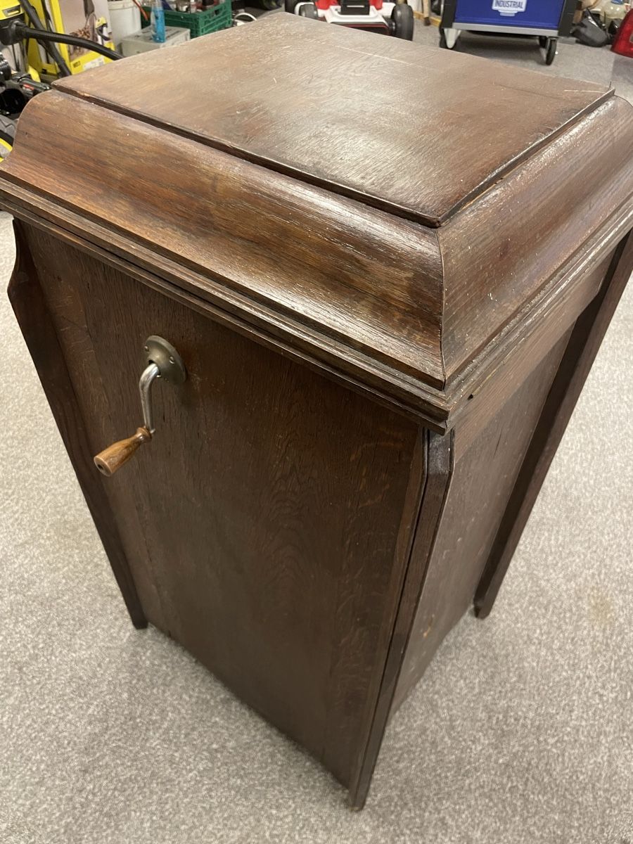 Giradischi: Stand Grammophon mit Platten ca 100 Jahre alt – Usato da Maur venduto da mar_9pbh 7