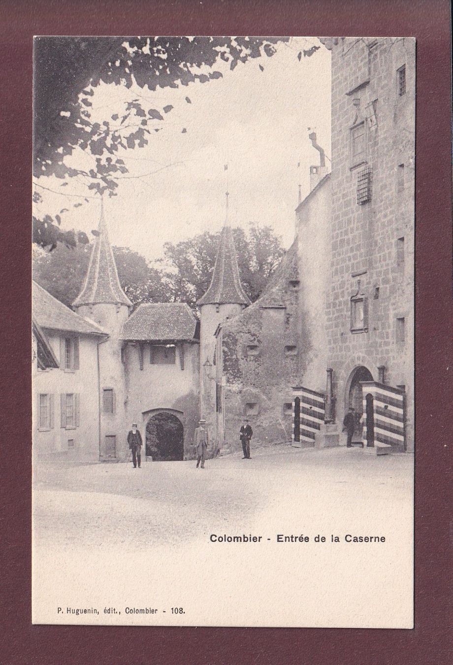 Cartes postales: COLOMBIER - Entrée de la Caserne – D'occasion à Pully par nicecards