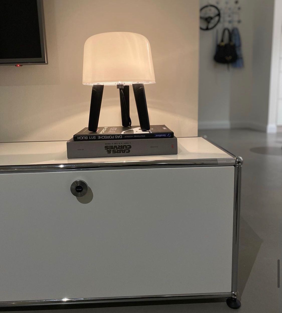 USM Mobili TV: USM LOWBOARD WEISS – Usato da Opfikon venduto da lula21 5