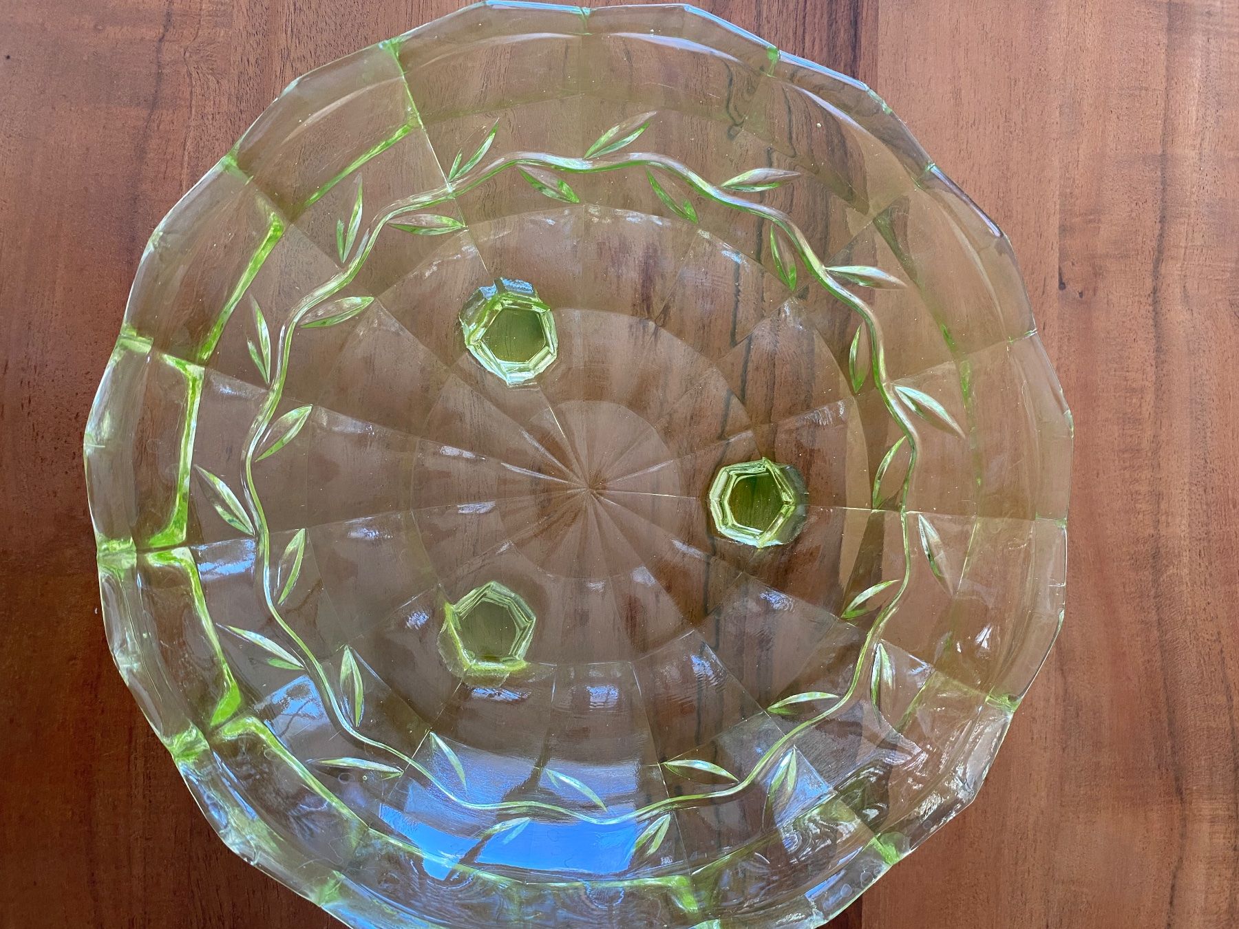 Bicchieri: Glasschale grün auf Füssen – Usato da Zürich venduto da ter_6v82 2