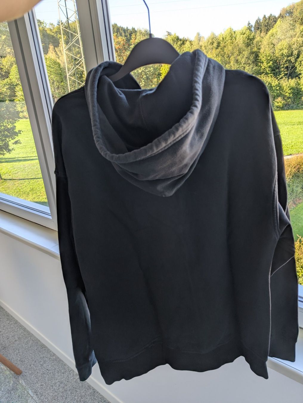 Levi's Maglioni & Felpe: Kapuzenpullover Levi's Grösse M – Usato da St. Gallen venduto da Soundtrue 1