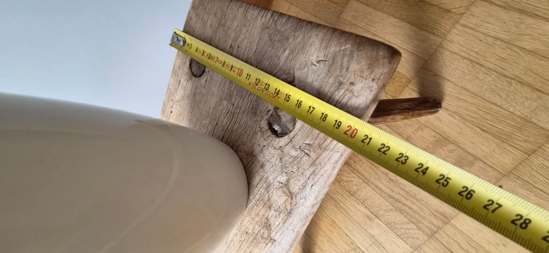 Sgabelli: Antiker Holzschemel Hocker Bauernmöbel – Usato da Ebmatingen venduto da Flitz88 6