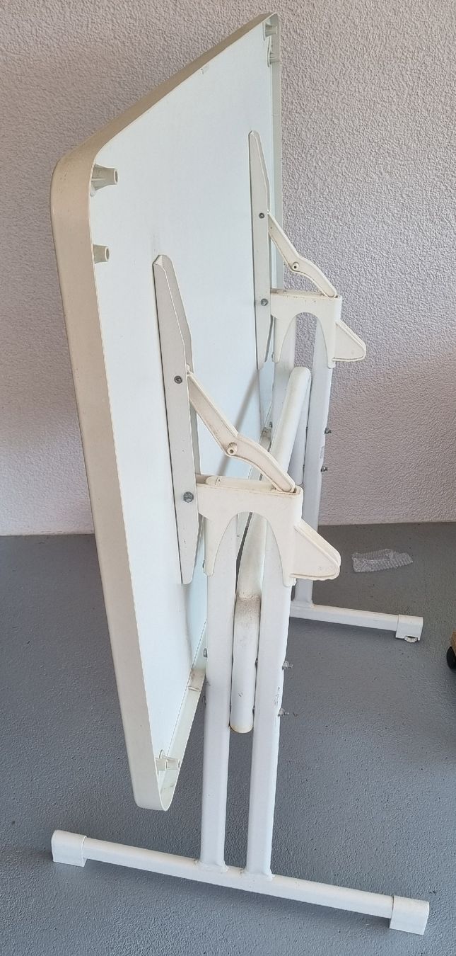Tische: Balkontisch – Gebraucht aus Fahrwangen von Agnar 1