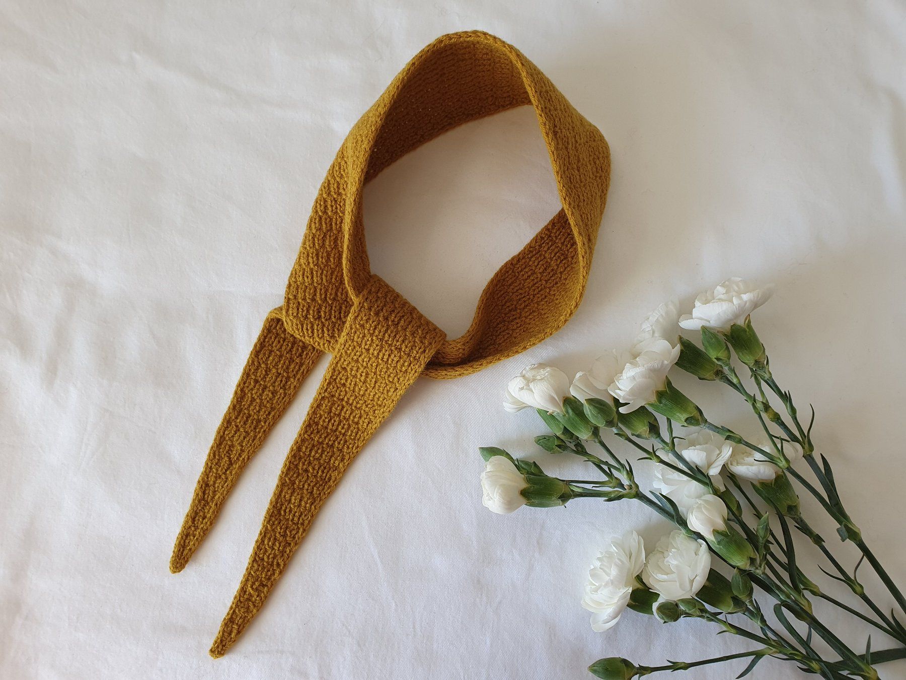 Foulards, Tücher & Schals: Mini scarf, Schal, Gestrickte Schal, Geschenk, Handgestrickt – Neu und originalverpackt aus Neunkirch von Sandramay