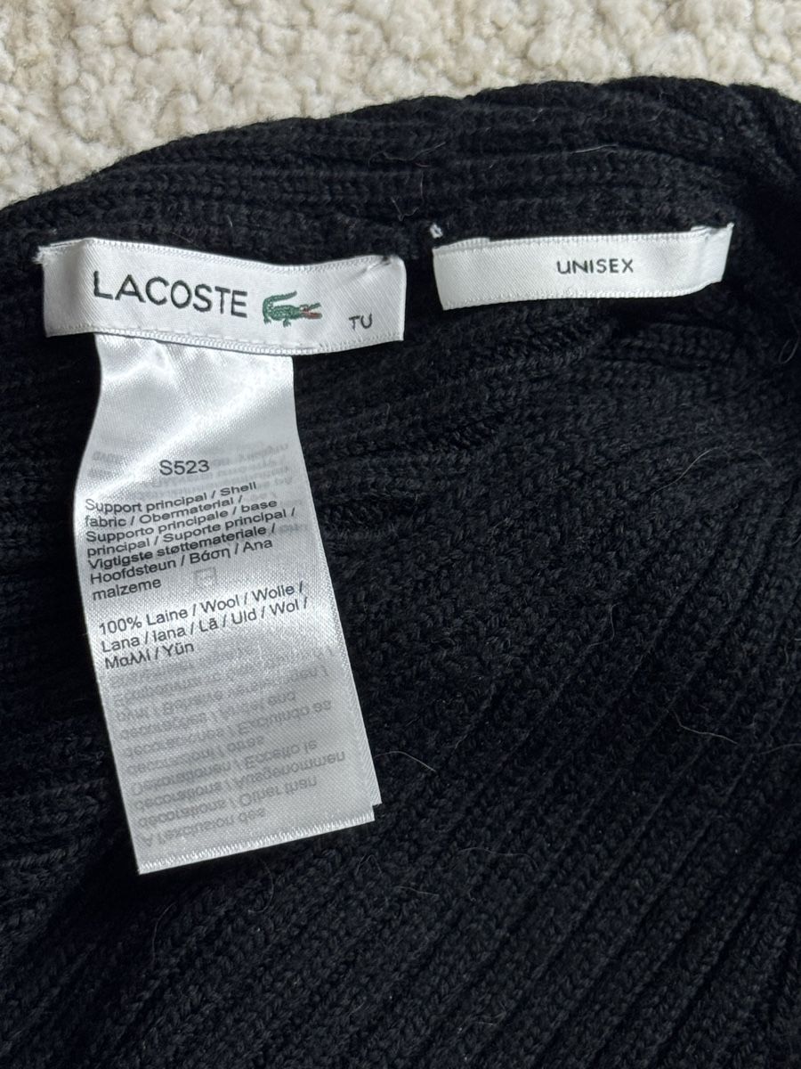 Lacoste Chapeaux, bonnets & casquettes: Lacoste Beanie / Mütze – D'occasion à Zürich par jon_8vgb 2