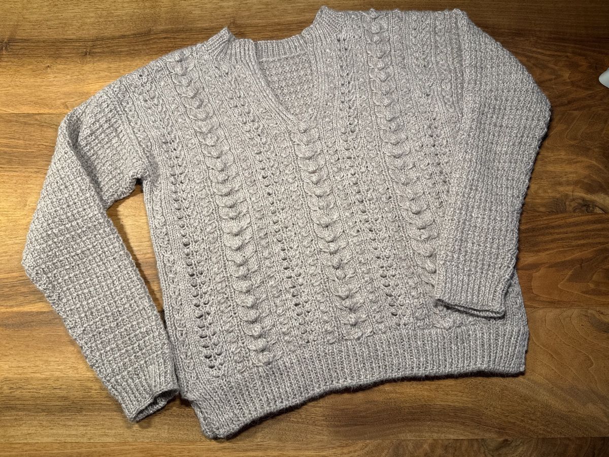 Pullover & Sweatshirts: Strickpullover Handarbeit Gr. ca. 38/40 – Neu und originalverpackt aus Basel von Pfuepfel