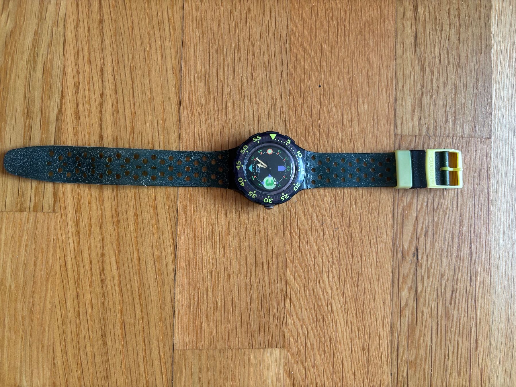 Swatch Orologi: Swatch Uhr Scuba 200 Quartz – Usato da Zürich venduto da beatrizmm 1