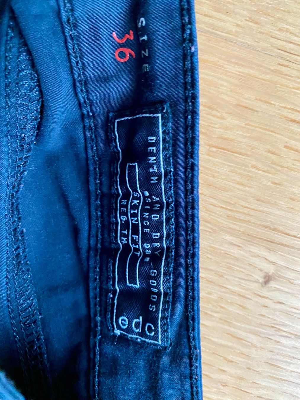 Esprit Pantaloni: Cargohose EDC by Espirite – Usato da Zollikofen venduto da AureusManus 2