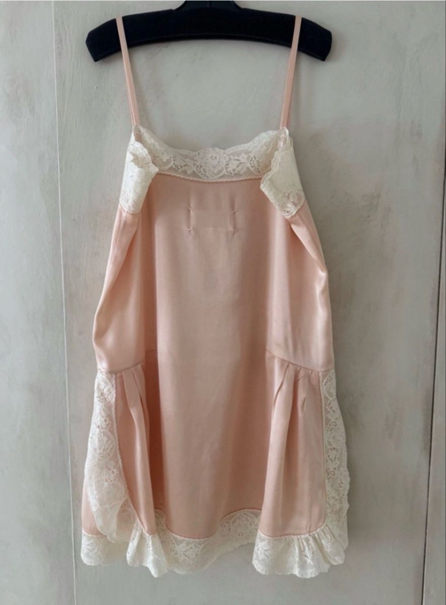 Maison Margiela Tops: Margiela satin lace slip – Neu (gemäss Beschreibung) aus Genolier von tan_rd6s 5