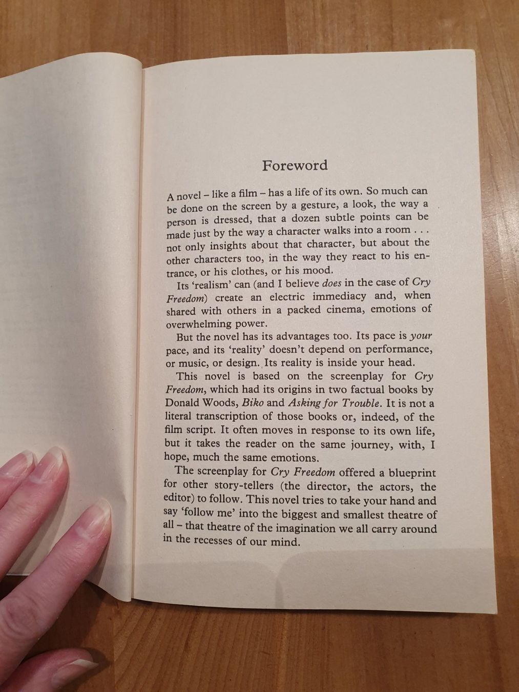 Libri: Cry Freedom von John Briley, englisch – Usato da Zofingen venduto da Wimbledon90 4
