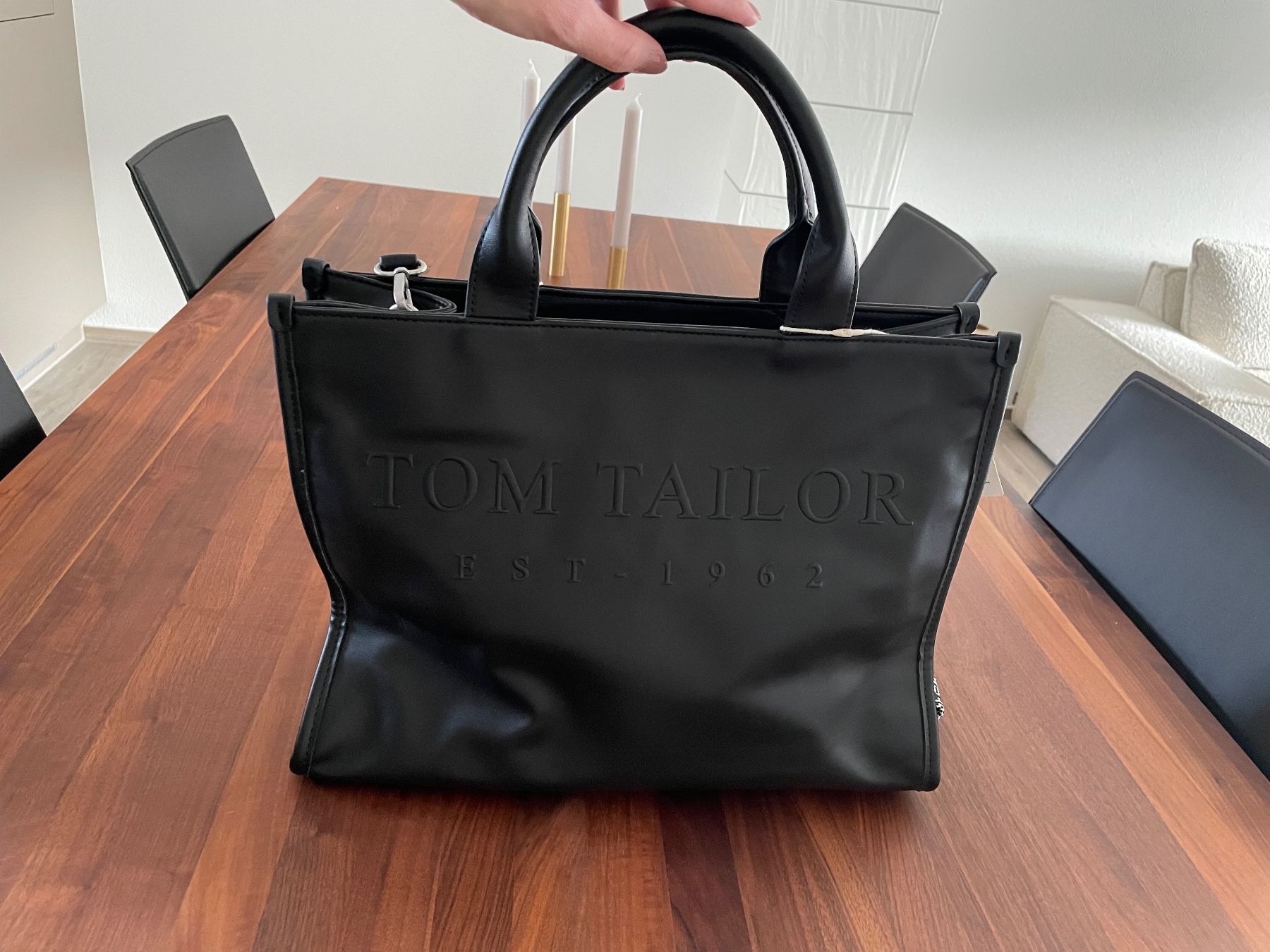 Tom Tailor Borse da donna: Tom Tailor Handtasche - neu mit Etikett – Nuovo e nell'imballaggio originale da Zürich venduto da lor_dqv8
