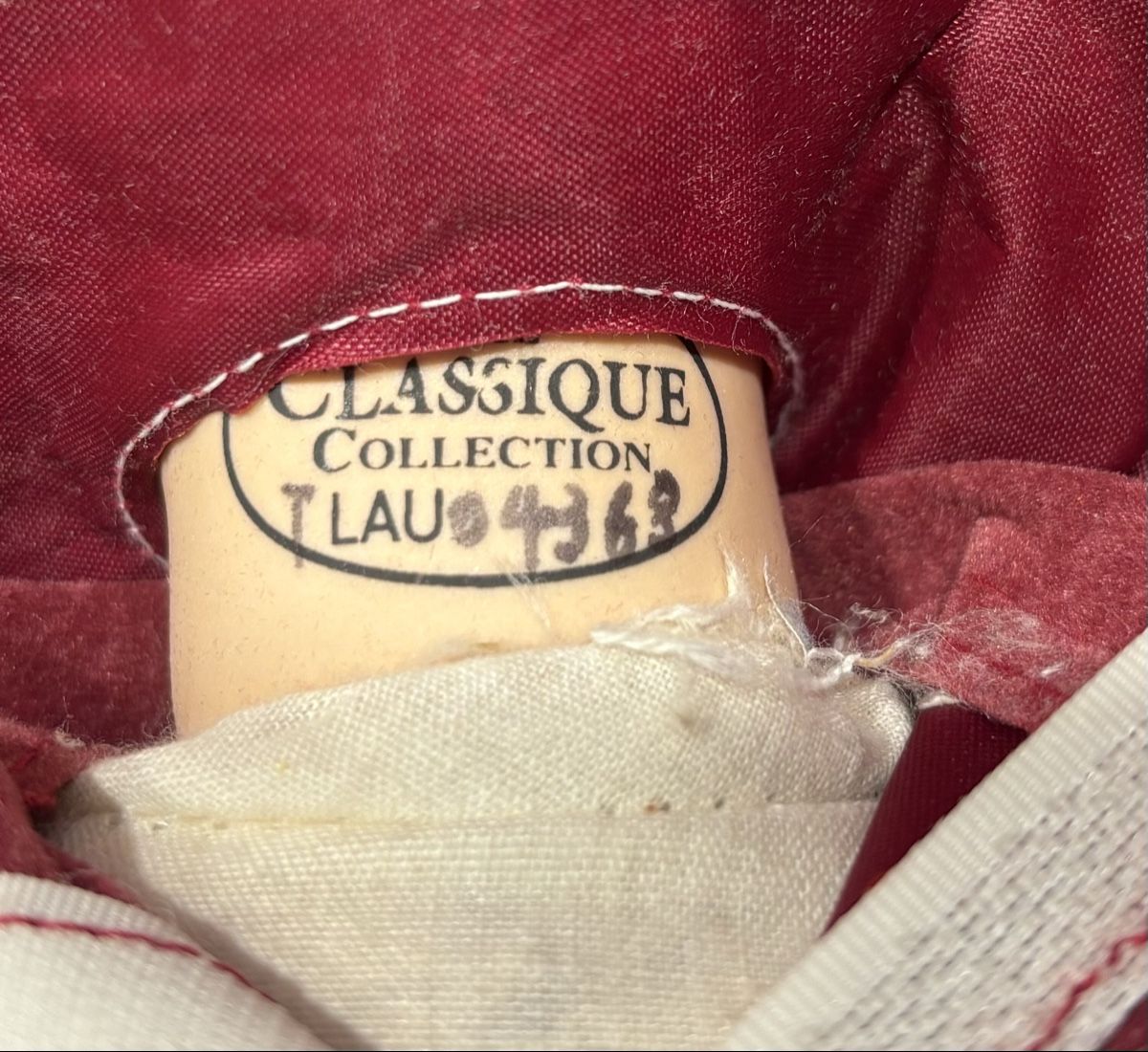 Bambole: Poupée en porcelaine - Laura – Nuovo (secondo la descrizione) da Cudrefin venduto da sdz_trl6 2