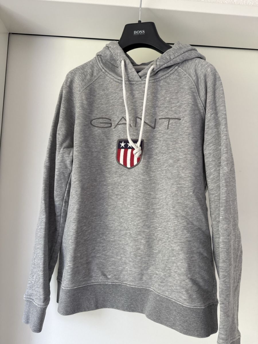 Gant Pullover & Sweatshirts: Kapuzenpullover Gant grau Grösse M guter Zustand – Gebraucht aus Unterengstringen von spazzolo