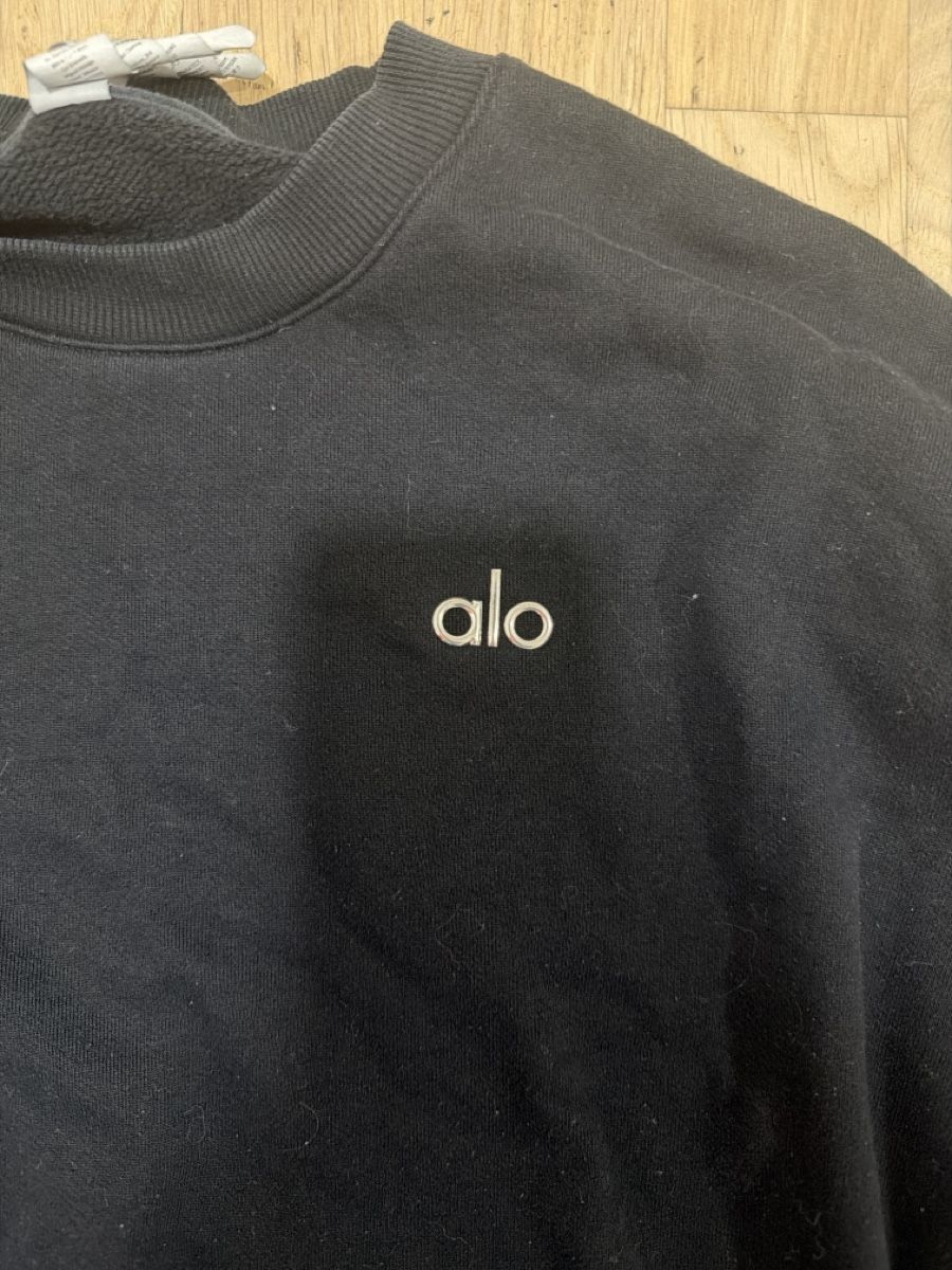 Alo Yoga Pullover & Sweatshirts: Alo Yoga Pullover schwarz, Grösse  – Gebraucht aus Effretikon von MaisonNade 1
