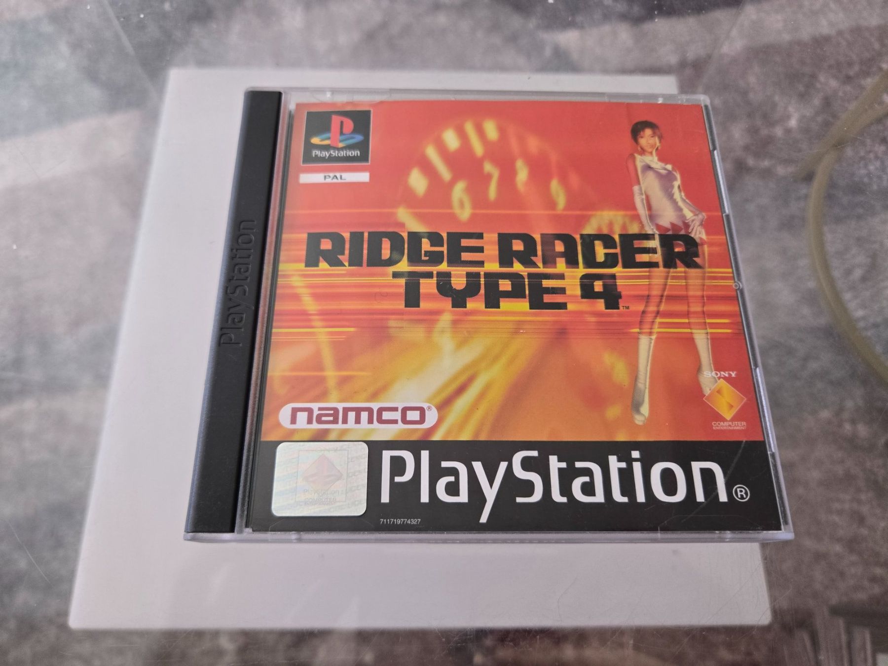 Giochi: Ridge Racer Type 4 PS1 – Usato da Bussigny venduto da Kfdlt