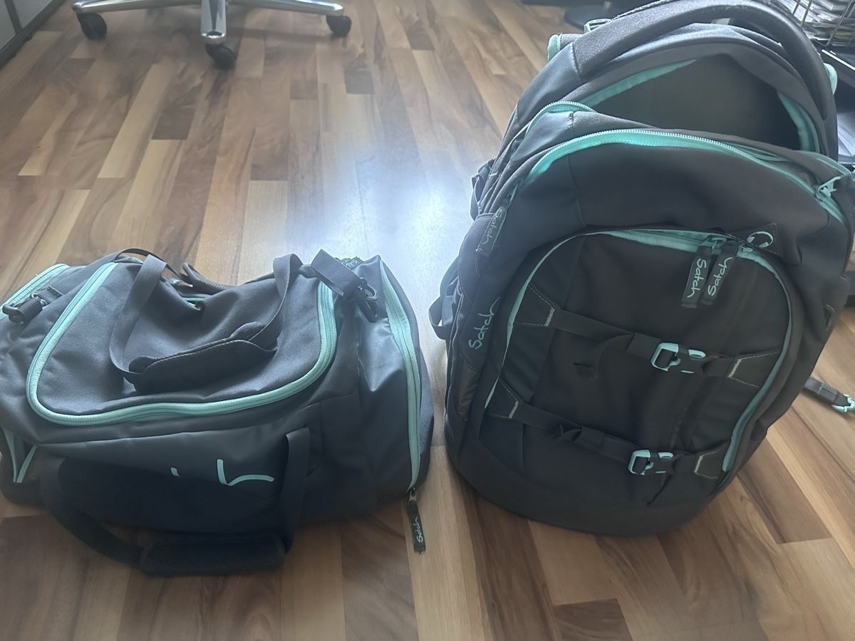 Satch Sacs à dos: Satch Schulsack und Sporttasche – D'occasion à Oberönz par PeFeHo