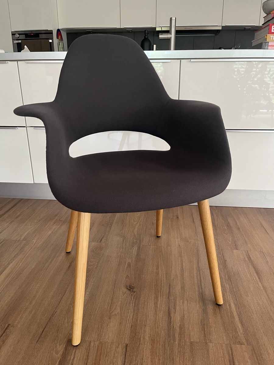 Vitra Sedie: Vitra Organic Stuhl Charles Eames & Eero Saarinen – Usato da Wetzikon ZH venduto da Sillysyl