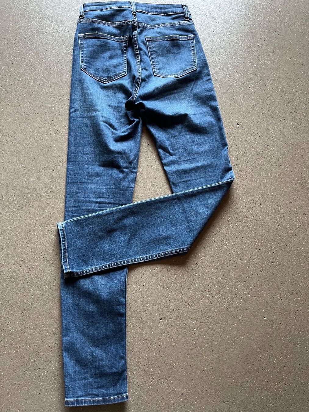 H&M Pantaloni: Jeans, Gr. 34 – Usato da Gebenstorf venduto da Pphizi 1