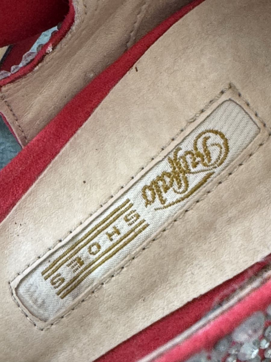 Scarpe da donna: Damen Riemensandaletten Rot – Usato da Walliswil b.Wangen venduto da mdssti80 1