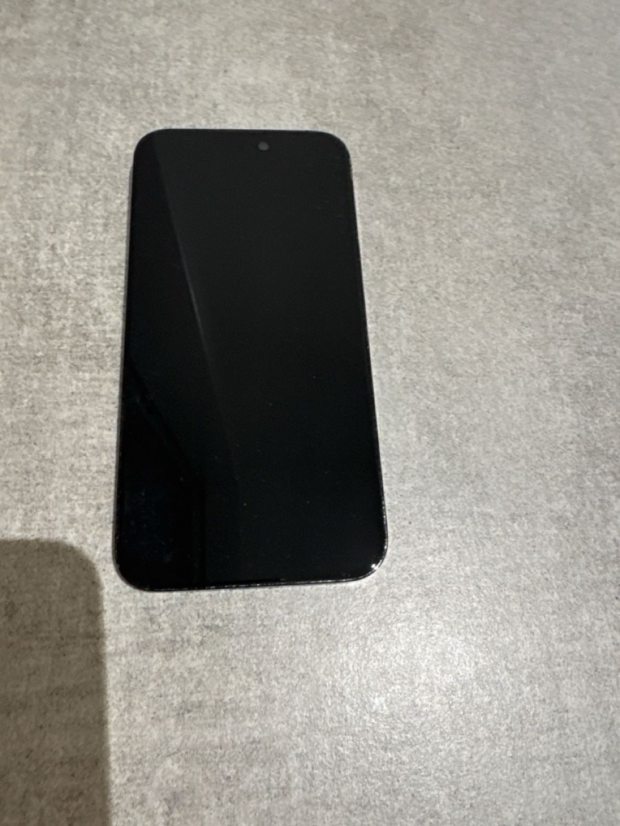 Apple Portables: iPhone 14 Pro Max  – D'occasion à Anglikon par lia_j8x7