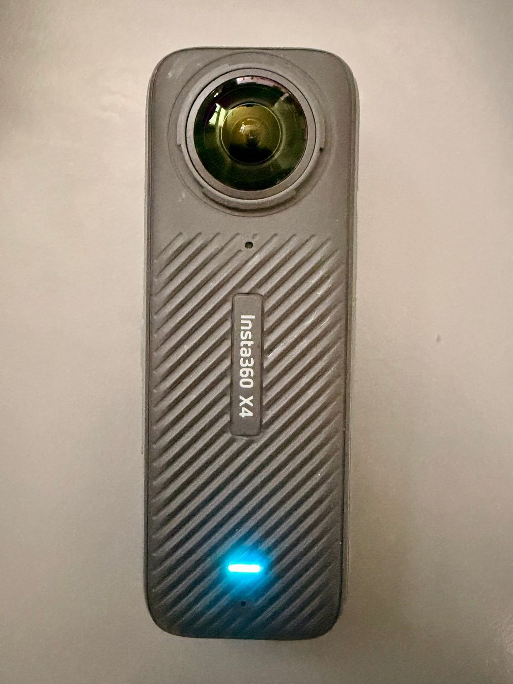 Insta360 Action Cam: Neuwertige Insta360 X4 – Gebraucht aus Baden von Tast8