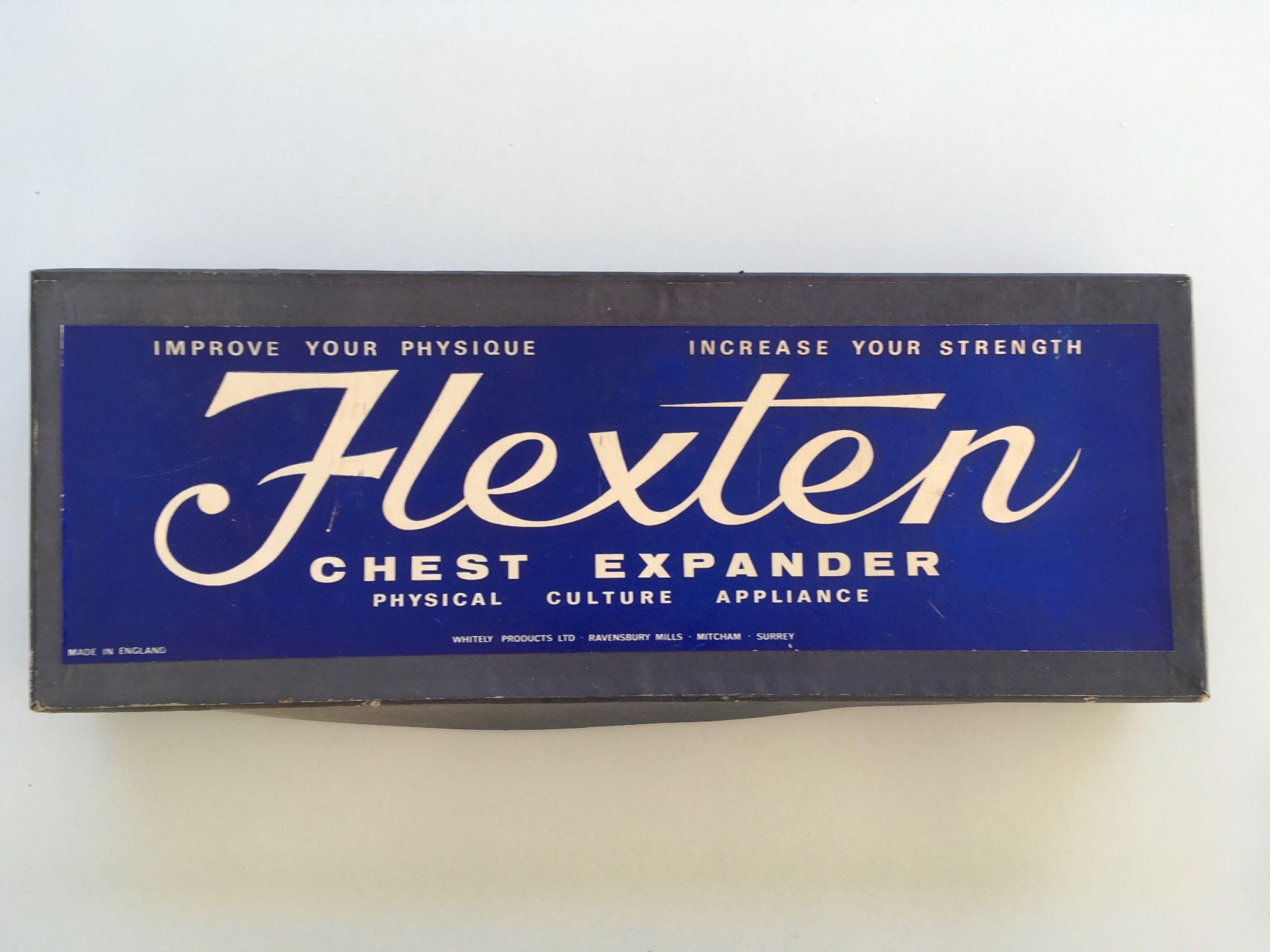 Hometrainer: Brust Expander, aus den frühen 70er Jahren – Usato da Olten venduto da Macfewer 2