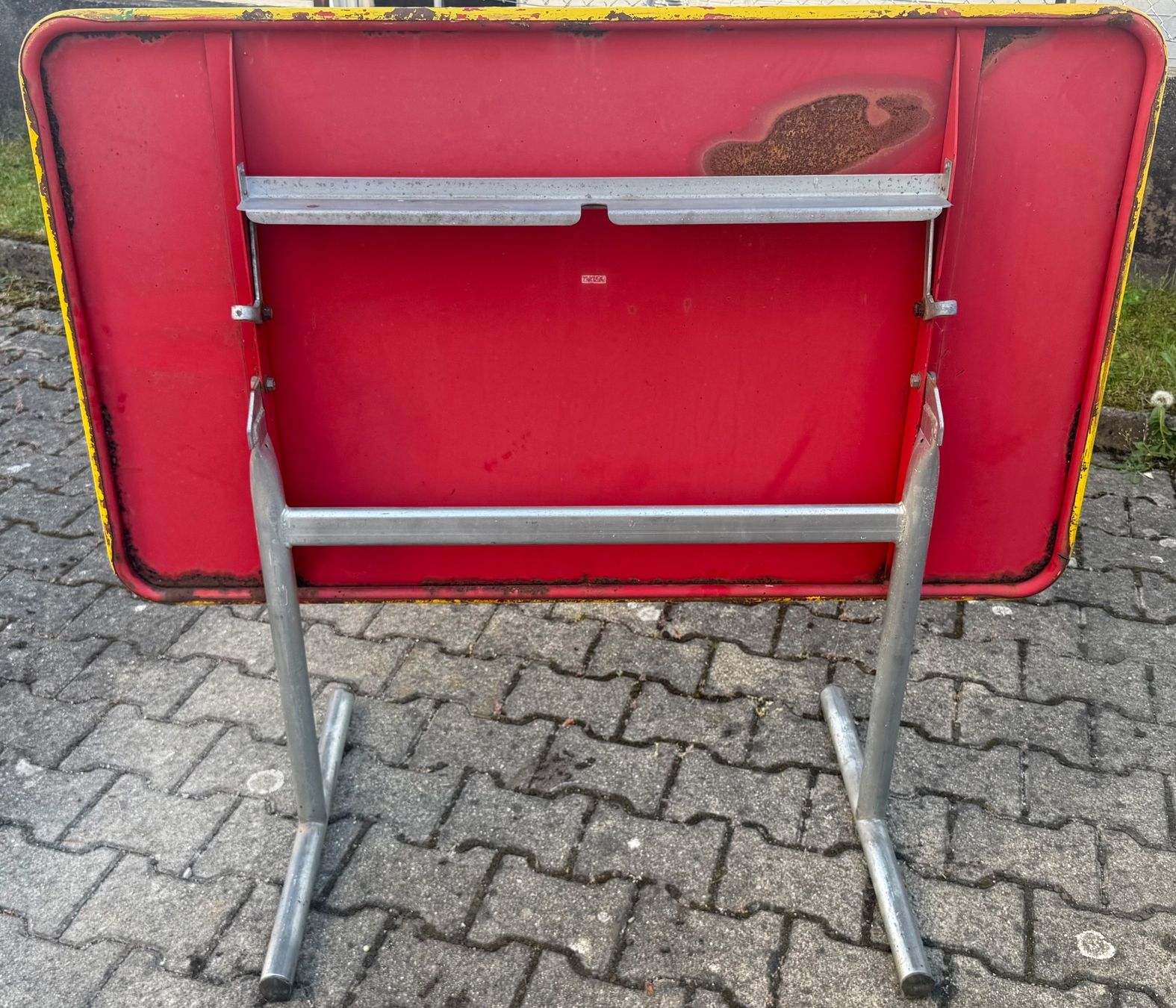 Tavoli: Klapptisch // Bigla – Usato da Schinznach-Dorf venduto da mix 6