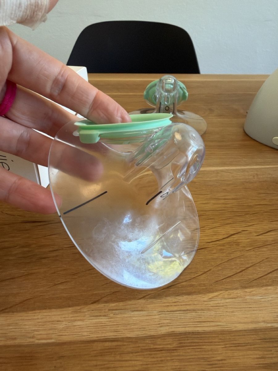 Elvie Accessori per l’allattamento: Elvie Milchpumpe – Usato da Zürich venduto da michu009 3