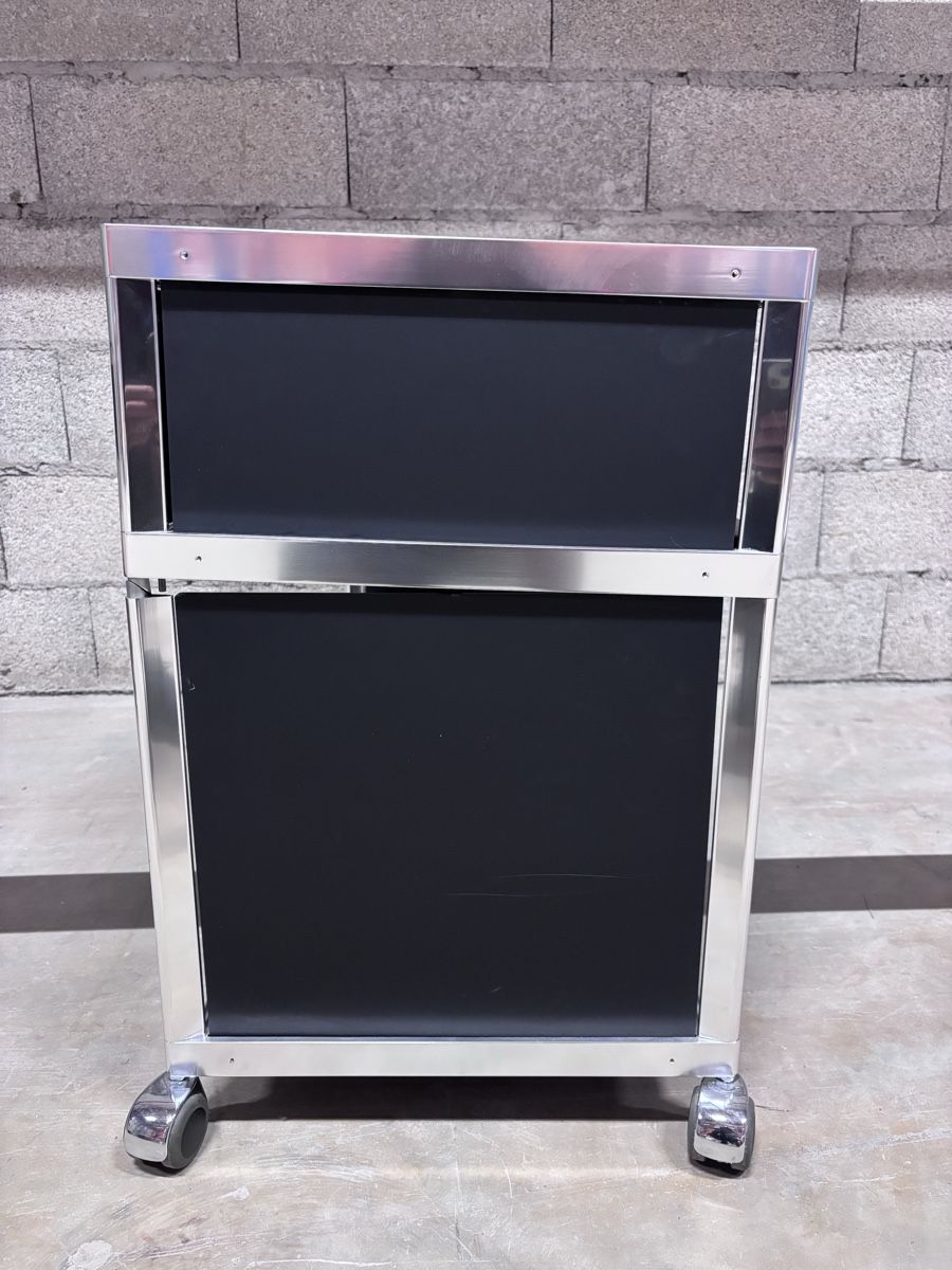 USM Korpus: USM Haller mobile serving/storage trolley – Gebraucht aus Petit-Lancy von Abrew617 2