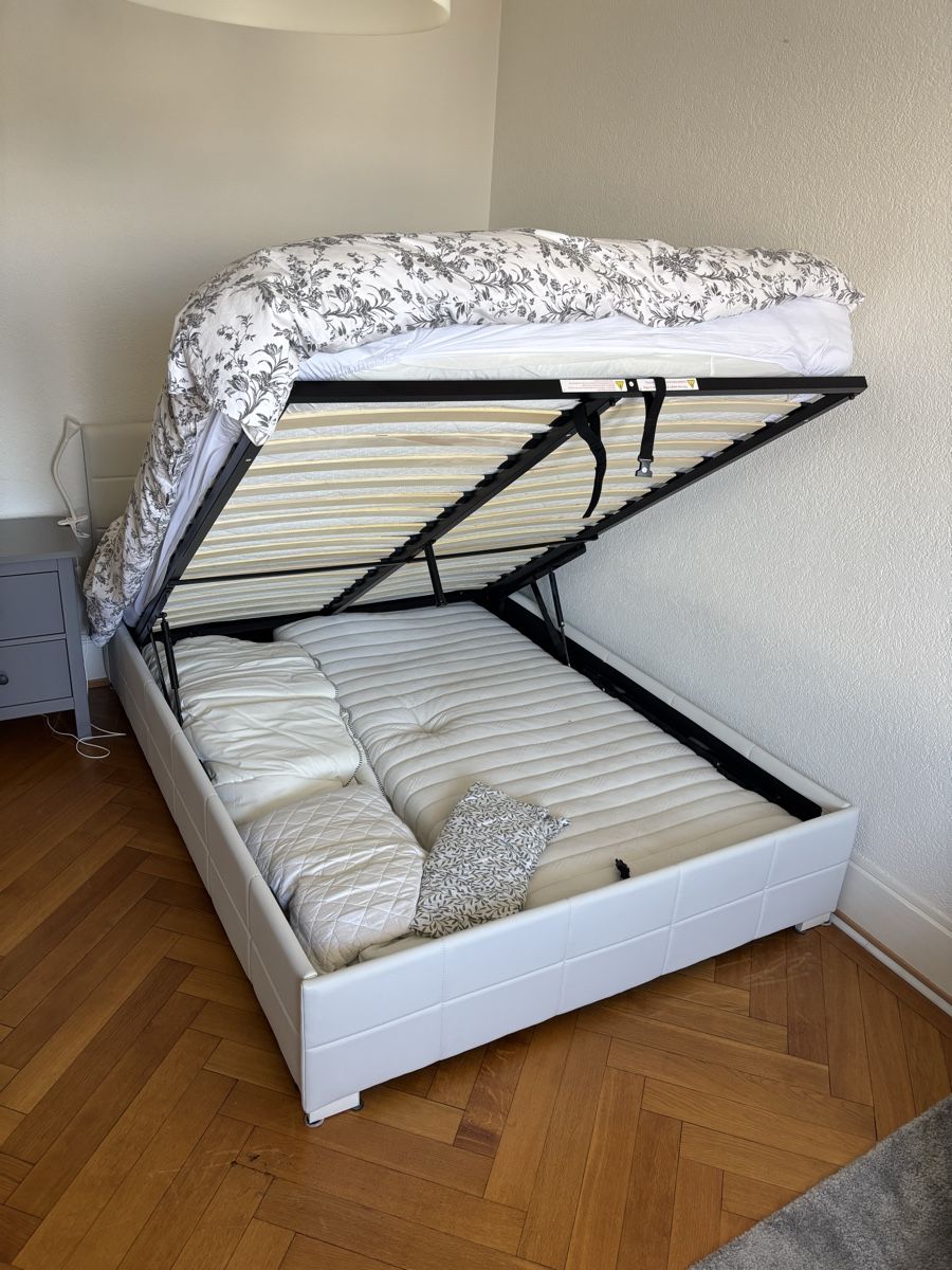 Lits: Lit queen size blanc avec rangement – Neuf (Voir description) à Lausanne par Hightech78 2