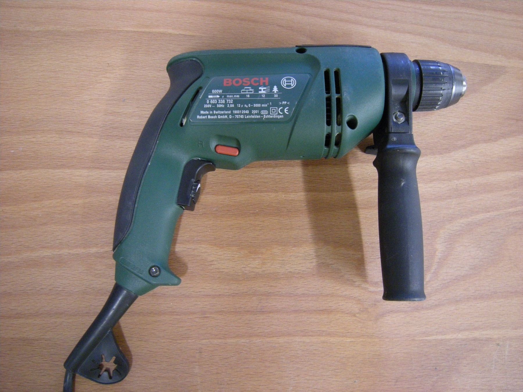 Bosch Perceuses: SCHLAGBOHRMASCHINE BOSCH PSB 600RE – D'occasion à Basel par Ceebee62 1