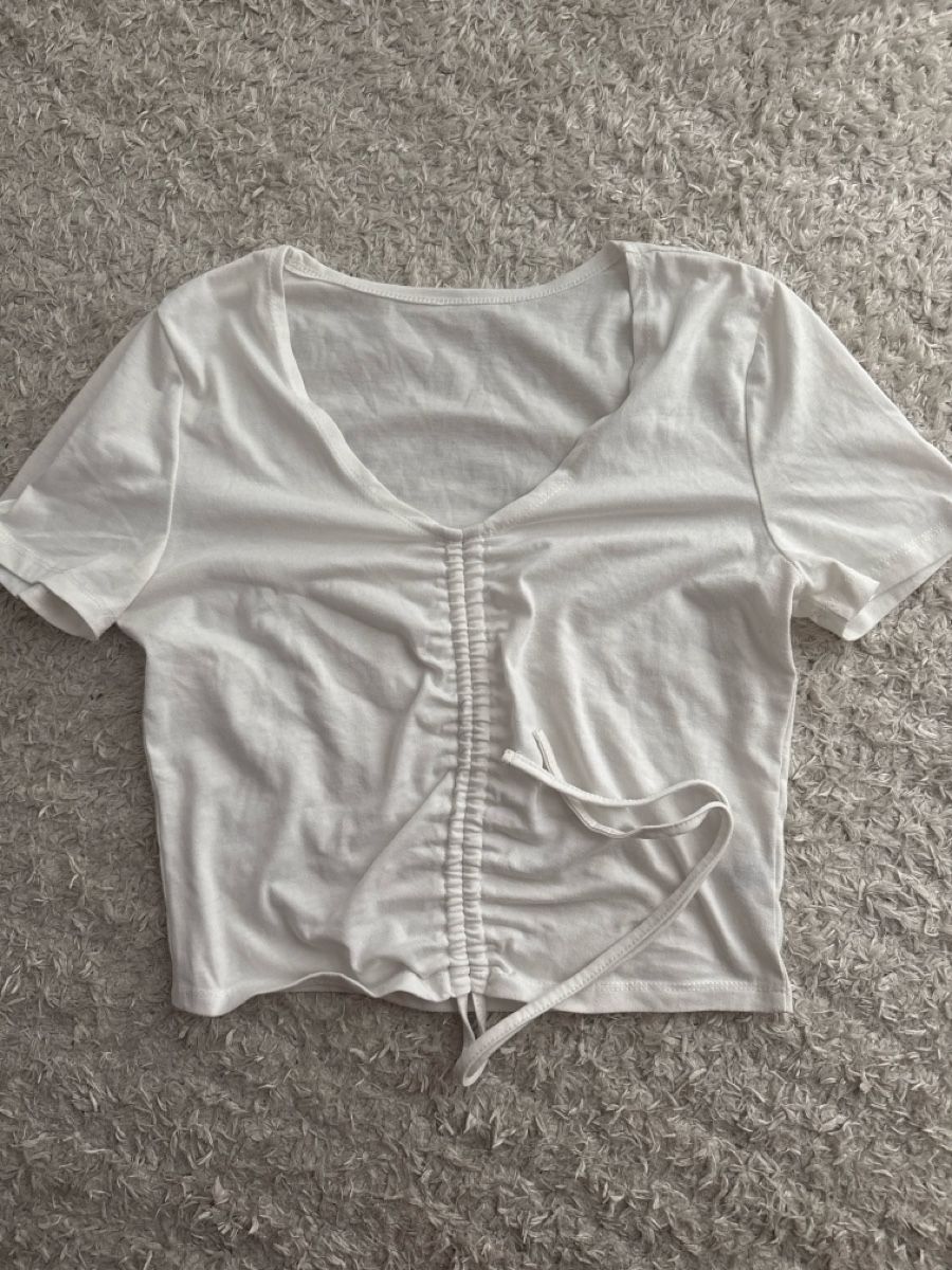 Shein Top: Süsses weisses Cinch-Top. Grösse M – Nuovo (secondo la descrizione) da Gächlingen venduto da anjuli_123