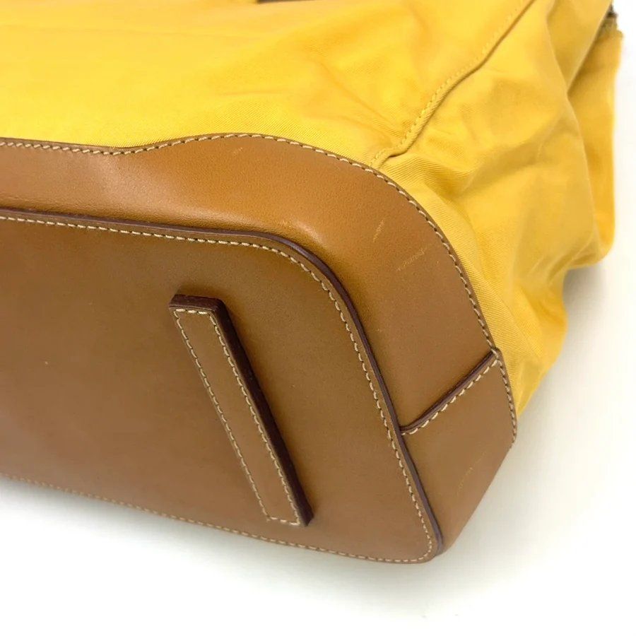 Prada Taschen für Damen: Prada Triangle Logo Handbag – Gebraucht aus Chamoson von Sapoloshop 3