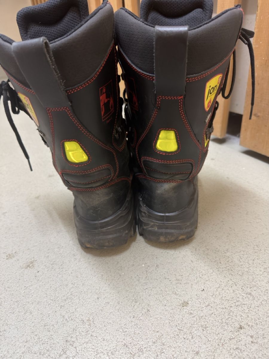 Scarpe da uomo: Sicherheitsschuhe – Usato da Hochdorf venduto da tom_55hc 2