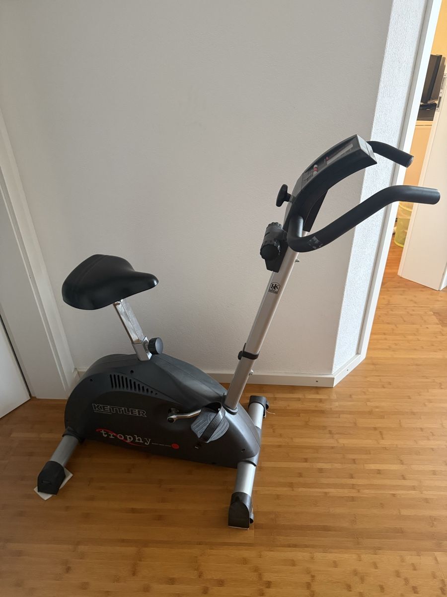 Kettler Hometrainer: Kettler Ergometer Trophy gebraucht  – Usato da Au ZH venduto da m_b_q89t