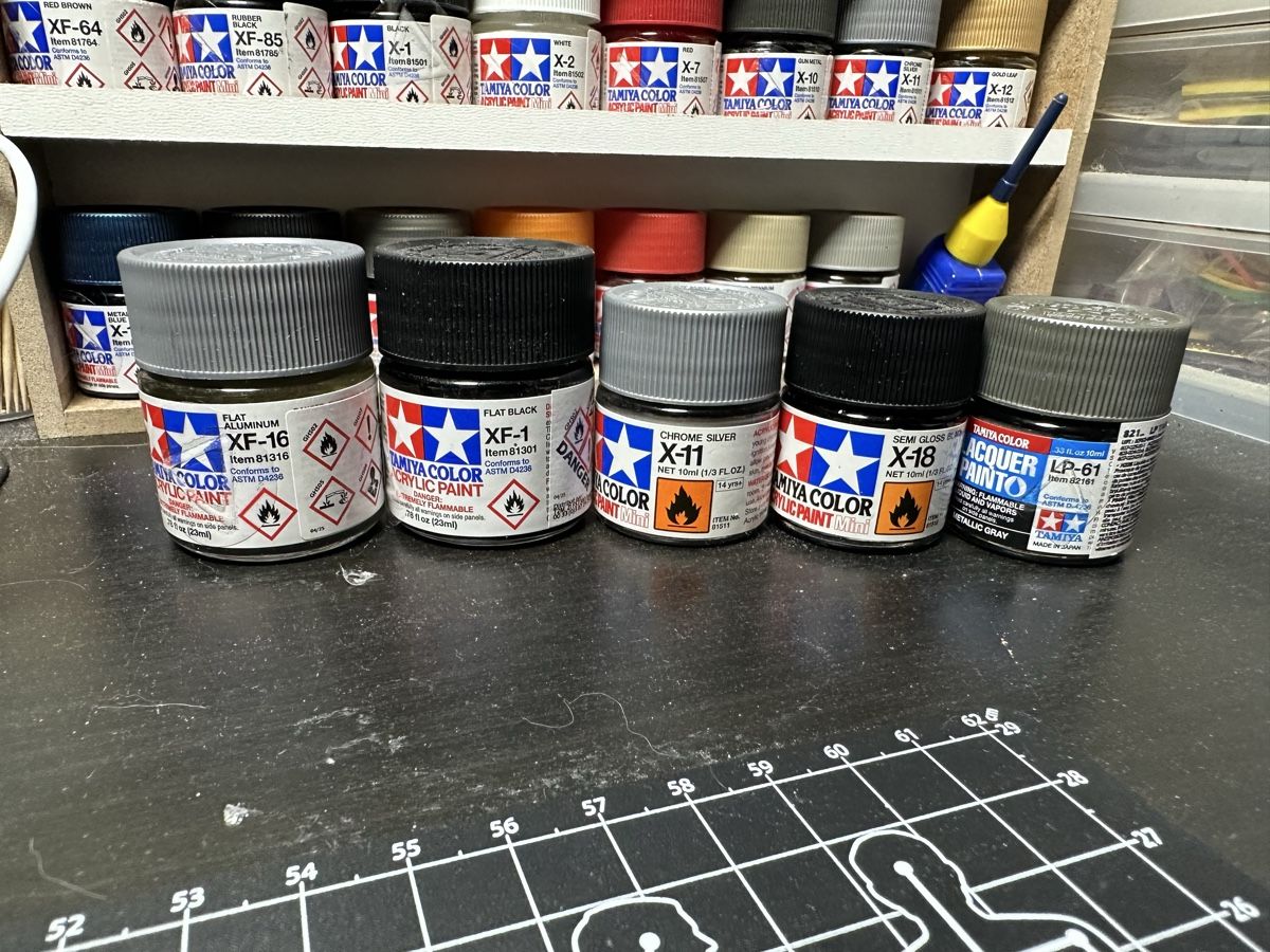 Kit di modellismo & Modellini statici: Aérographe et peintures – Usato da Martigny venduto da doudou1983 2