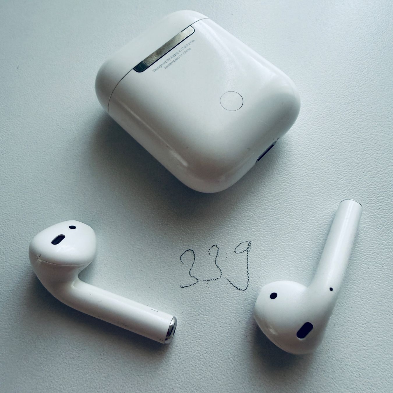 Apple Kopfhörer: Original Apple AirPods 2 Gen. Wireless Kopfhörer & Case – Gebraucht aus Basel von MY.AIRPODS.SHOP 5