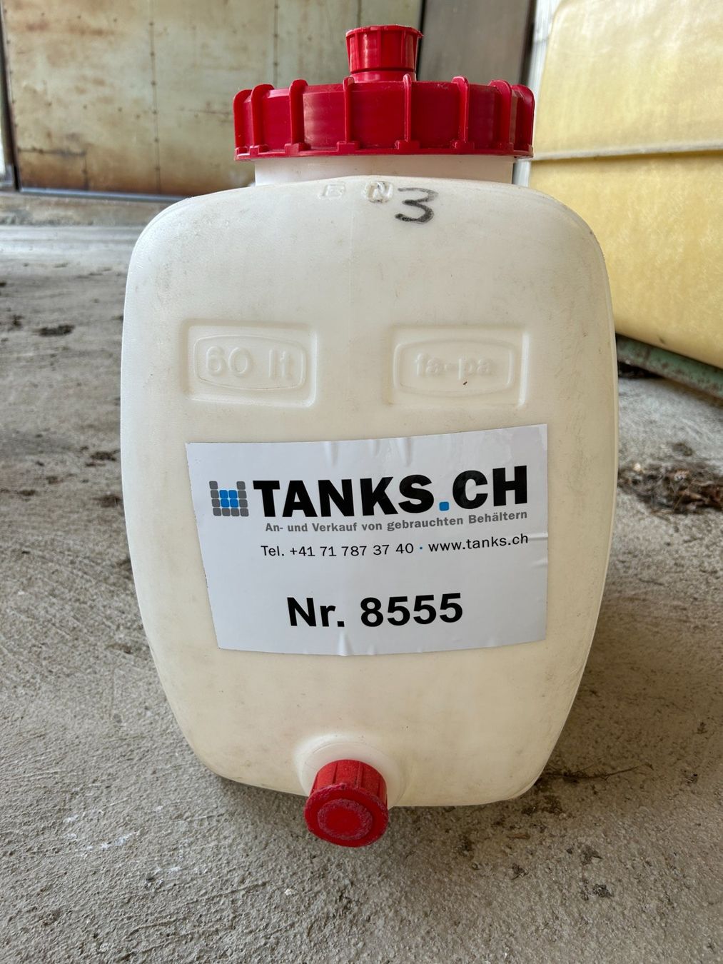 Accessori: Getränkefass 60 Liter – Usato da Appenzell venduto da OcclineGmbH