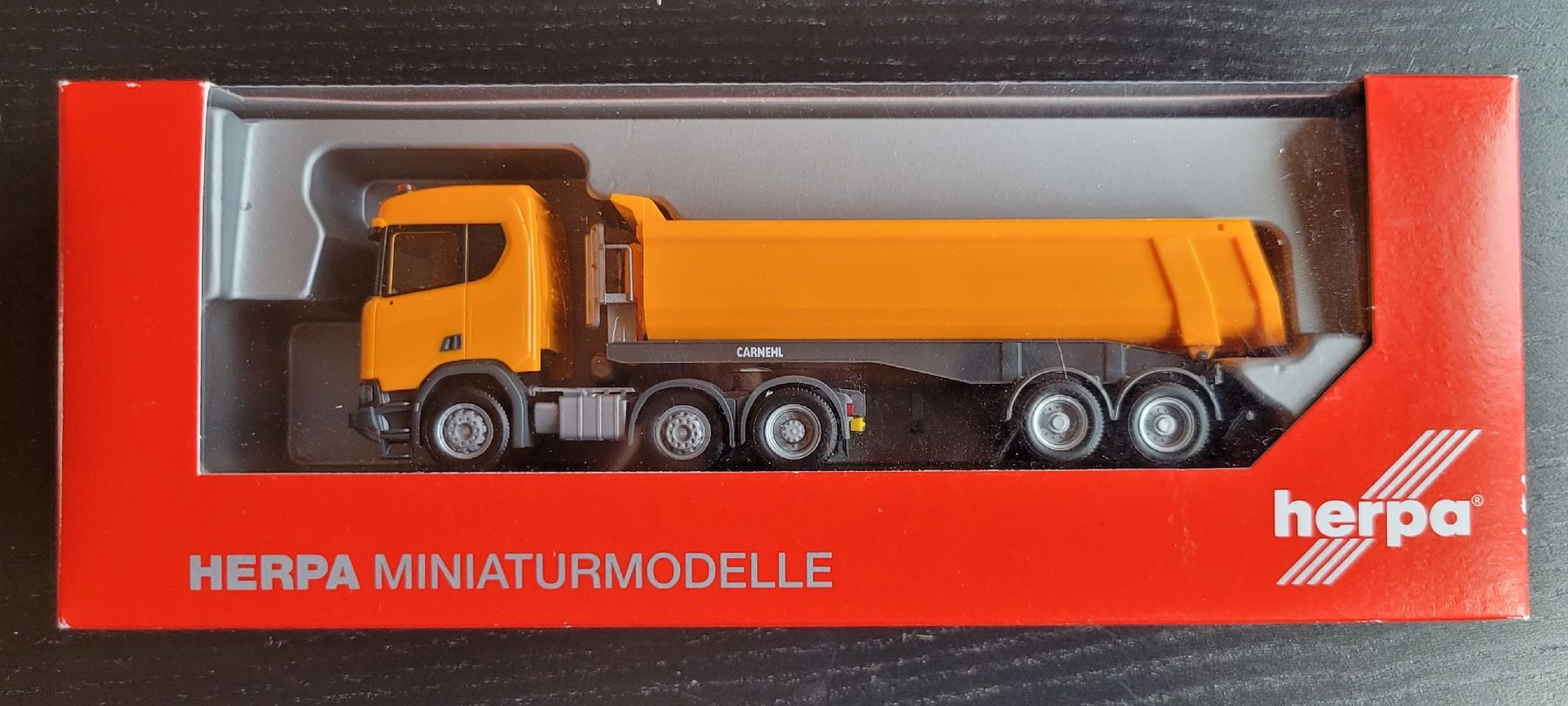 Herpa Kits de montage: Herpa Modelle 1:87 – D'occasion à Hettiswil par kuese85 1