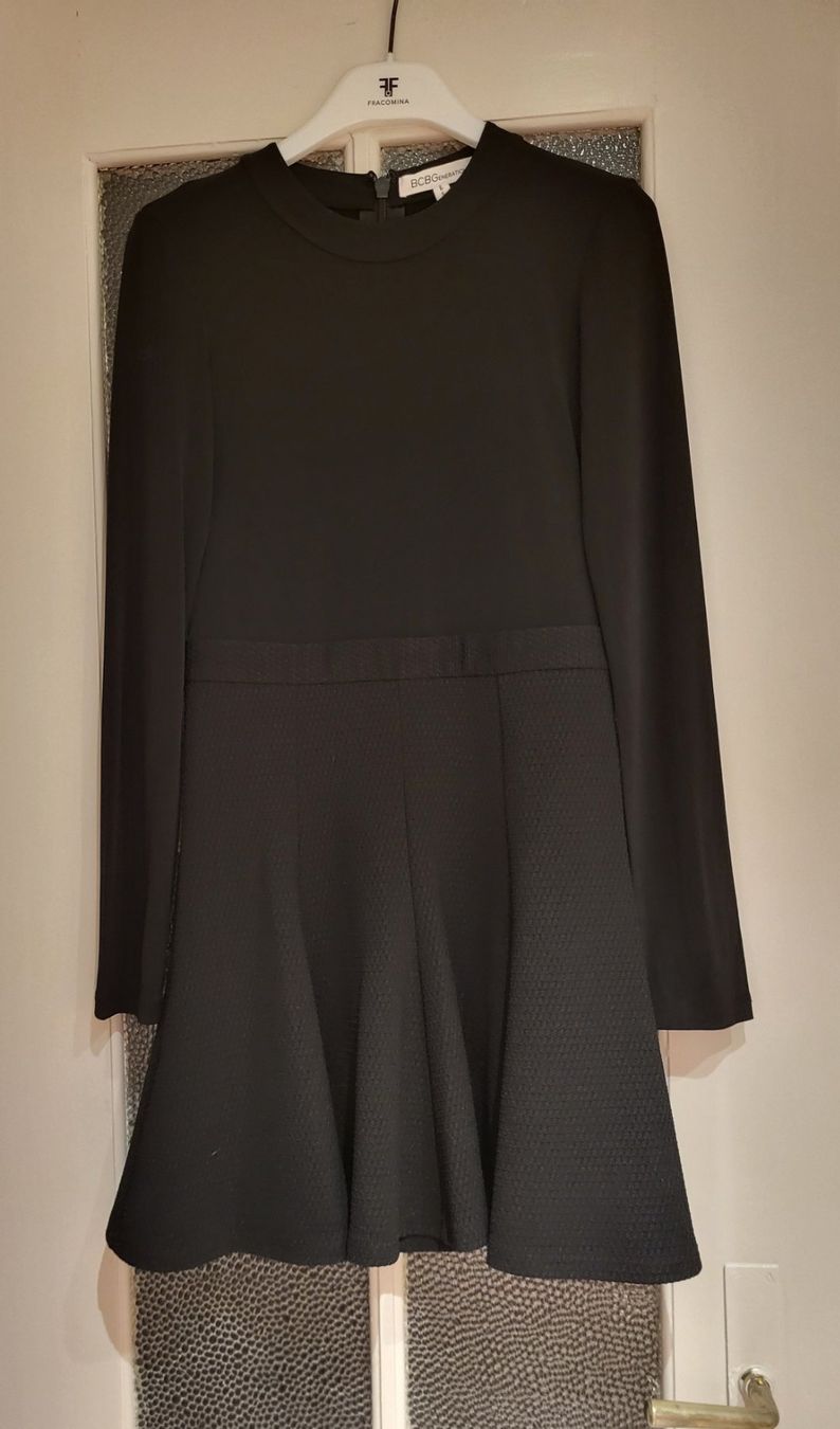 Vestiti: Elegantes Schwarzes Kleid Gr. 34 / 36 BCB GENERATION – Usato da Zürich venduto da Roberto040