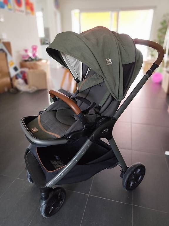 Poussette: Pousette Trio joie+base isofix – D'occasion à La Tour-de-Trême par tur_9vtf 1