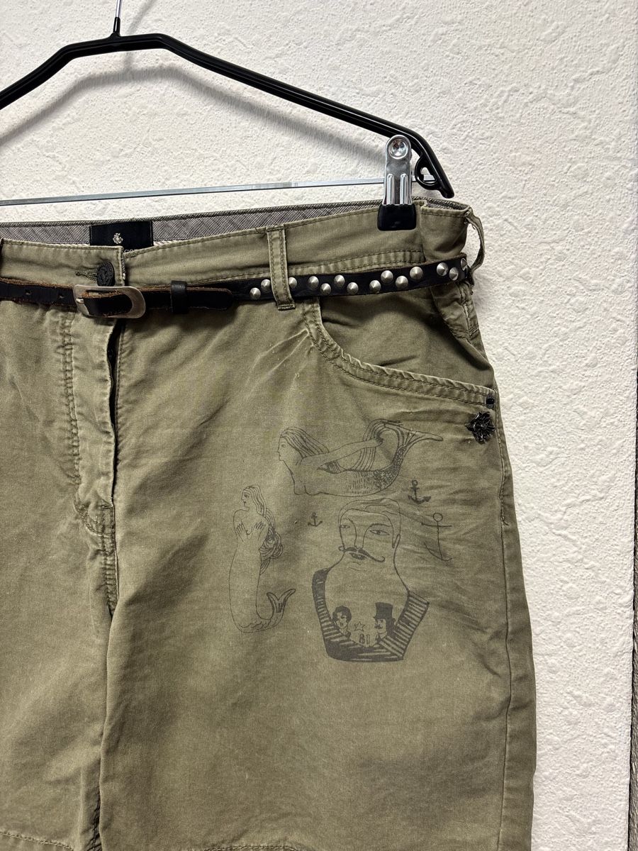Maison Scotch Pantaloni: Maison Scotch Shorts mit Ledergürtel Gr. 31 – Usato da Bottmingen venduto da ana_5hrv 2