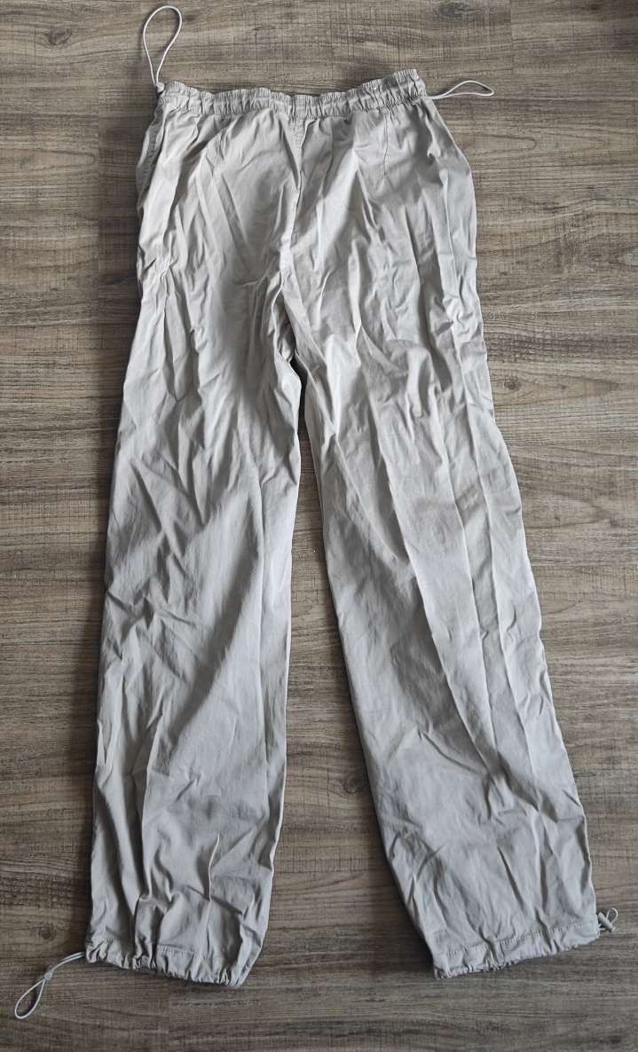 Pull&Bear Pantaloni: Pull&Bear Baggy Hose – Usato da Steffisburg venduto da val_52y6 1
