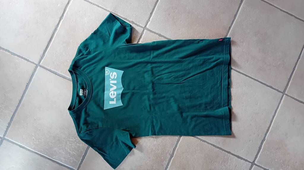 Levi's Camicie, T-shirt & Polo: T-shirt Lewis / 164 – Usato da Juriens venduto da Twist03