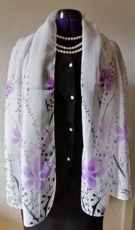 Schicker Damen Foulard, mit Blumenmuster transparent
