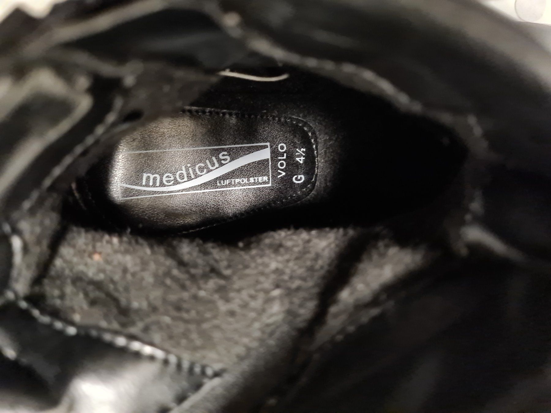 Scarpe da donna: Medicus Stiefelette  4.5 – Nuovo (secondo la descrizione) da Rickenbach b. Wil venduto da cornetta 4